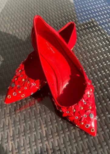 A5A77984-2D78-4EF5-9DCF-CA0007D94579