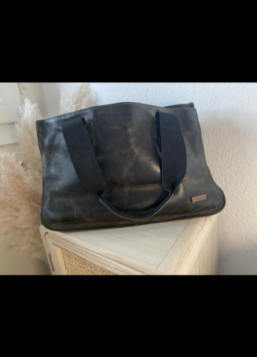 5E2F111D-2F4E-4C95-A99F-A6138CFE9B0F